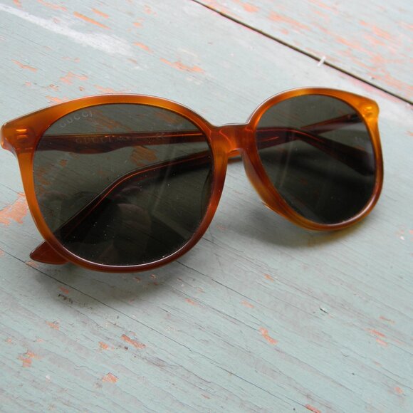 GUCCI WOMEN'S AMBER ROUND LARGE FRAME SUNGLASSES W/COACH CASE - Picture 1 of 11